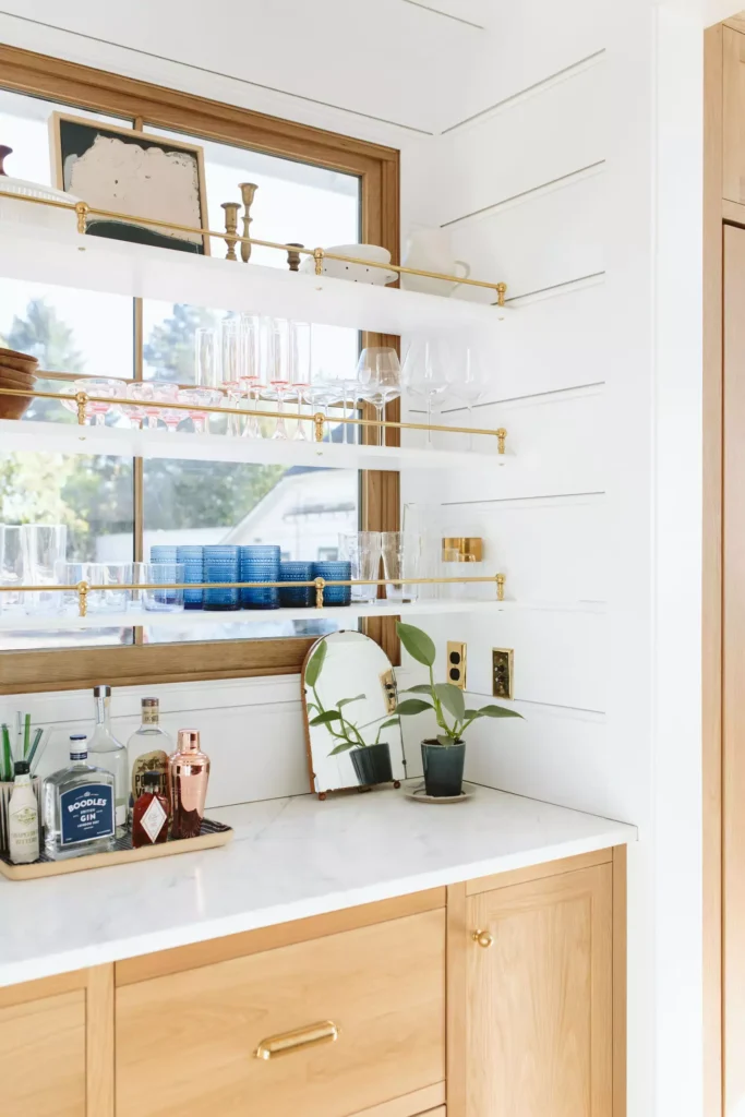 Compact Culinary Headquarters