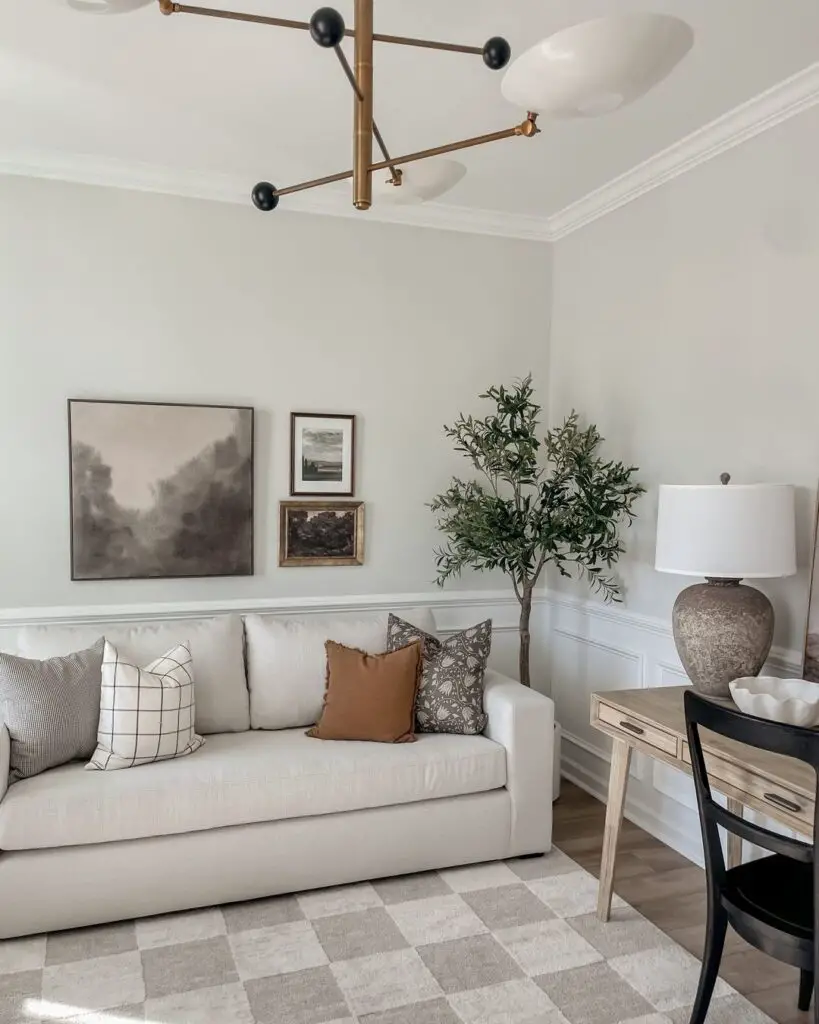 Natural Elegance Amongst Plentiful Plant Life