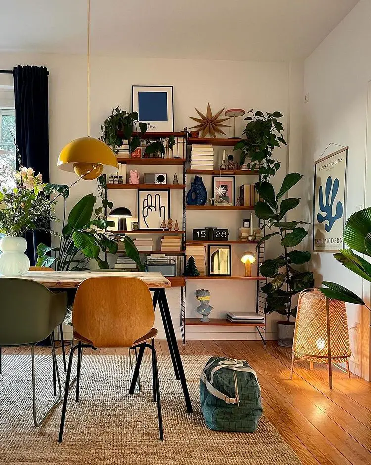 Plants and Simplicity Come Together