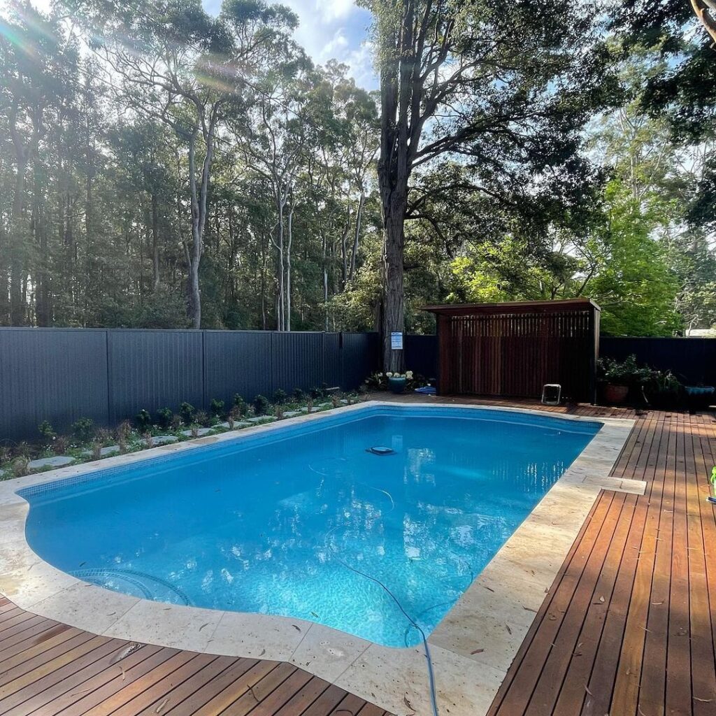 Tropical Deck Pool