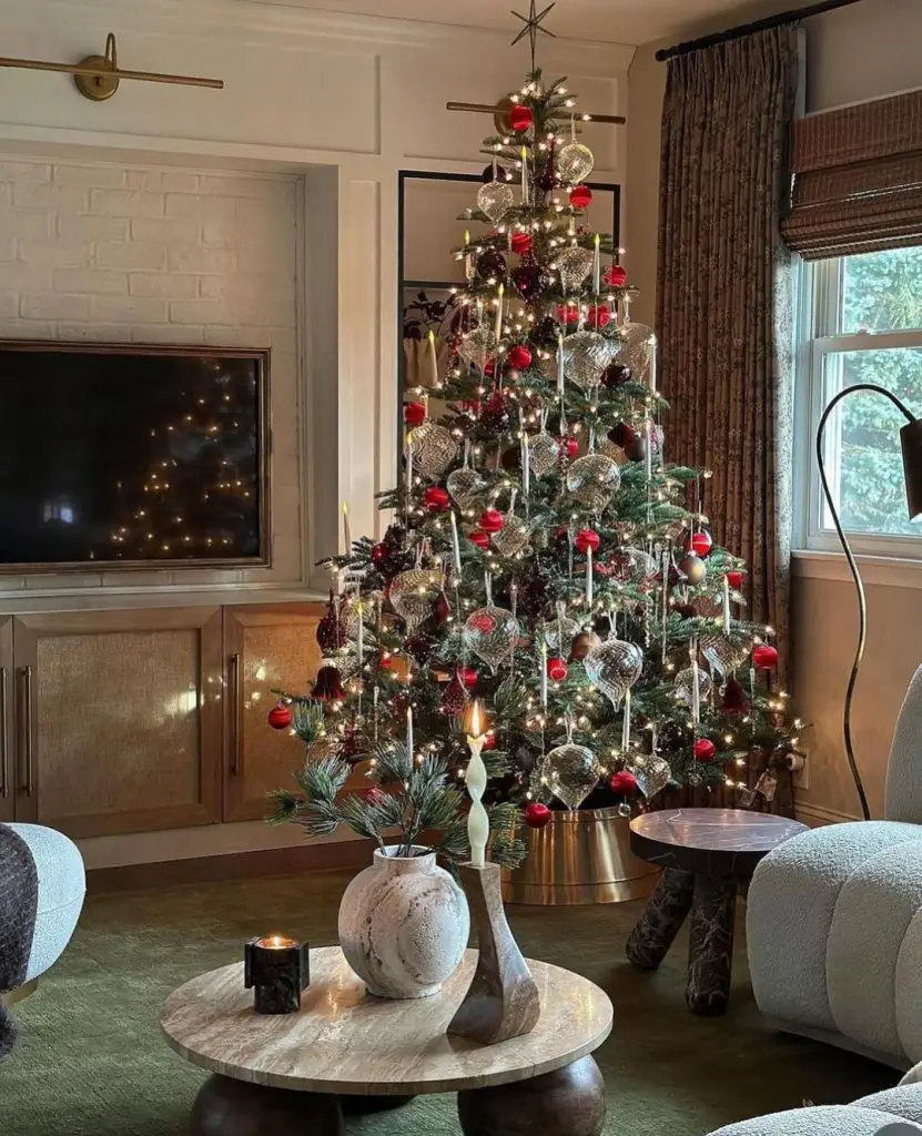 Elegantly decorated Christmas tree in modern living room